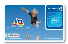 PAYBACK GmbH: dm-drogerie markt und Payback vereinbaren langfristige Partnerschaft / dm-Kunden nutzen Karten intensiv