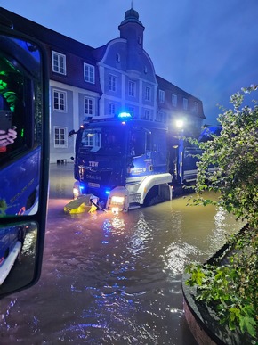 THW Bayern: Jahrhunderthochwasser in Bayern: Emotionaler Rückblick des THW Einsatzes