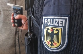 Bundespolizeidirektion München: Bundespolizeidirektion München: Kälte und Alkohol - eine lebensgefährliche Verbindung/ Bundespolizei nimmt Betrunkenen in Gewahrsam