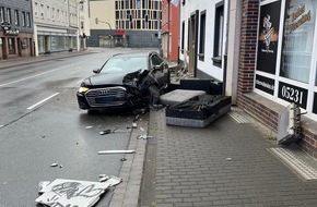 Polizei Lippe: POL-LIP: Detmold - Betrunken verunfallt