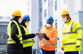 BG BAU Berufsgenossenschaft der Bauwirtschaft: Beschäftigte unterweisen: BG BAU unterstützt mit neuem Angebot