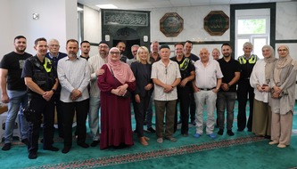 Polizeipräsidium Recklinghausen: POL-RE: Castrop-Rauxel: Dialogreihe AnsprechBAR an Moschee - Polizei fördert interkulturellen Austausch