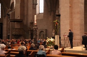 Polizeipräsidium Trier: POL-PPTR: Polizeipräsident Durben bedankt sich mit Konzert bei 400 Menschen aus der Region