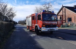 Freiwillige Feuerwehr Gemeinde Schiffdorf: FFW Schiffdorf: Ortsfeuerwehr Spaden wird zu Ölspur alarmiert