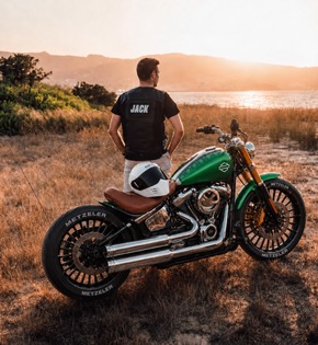 Medienmitteilung: Harley-Davidson stellt die Maschinen des Creators Custom Clash vor