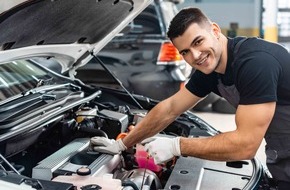 ROLAND Rechtsschutz-Versicherungs-AG: Kostenfalle Autowerkstatt: Sechs Tipps für eine risikoärmere Reparatur