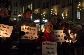 CSI Christian Solidarity International: Une veillée silencieuse CSI en faveur des victimes de persécution religieuse dans quinze villes suisses et à Strasbourg