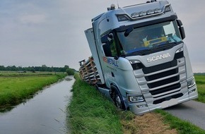 Polizeiinspektion Cuxhaven: POL-CUX: Gespann gerät in Schieflage