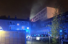 Feuerwehr Gelsenkirchen: FW-GE: Brand in Sparkasse