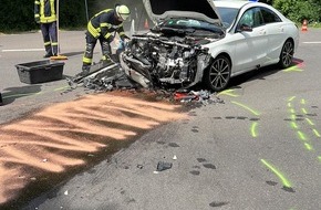 Freiwillige Feuerwehr Königswinter: FW Königswinter: Verkehrsunfall auf Heisterbacher Straße fordert drei Verletzte