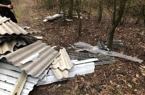 Polizeidirektion Bad Segeberg: POL-SE: Bad Bramstedt - Illegale Entsorgung von asbesthaltigen Faserzementplatten - Polizei sucht Zeugen