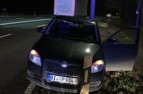 Polizei Bielefeld: POL-BI: Pkw schleudert gegen Blitzer