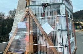 Hauptzollamt Singen: HZA-SI: Eine glasklare Sache- Zoll erwischt Schweizer beim Schmuggel von Fenstern im Wert von &uuml;ber 14.000 Euro