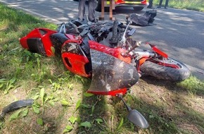 Polizeiinspektion Stade: POL-STD: Motorradfahrer bei Wildunfall in der Gemarkung Harsefeld schwer verletzt