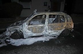 Polizei Mettmann: POL-ME: Auto ausgebrannt - Polizei ermittelt - Heiligenhaus - 2306043