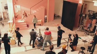 Pressemitteilung: Marken behalten im VOGELSÄNGER-Content-Hub Kosten und Nachhaltigkeit im Griff