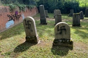 Polizei Aachen: POL-AC: Rechte Graffitis auf dem jüdischen Friedhof - Polizei sucht Zeugen