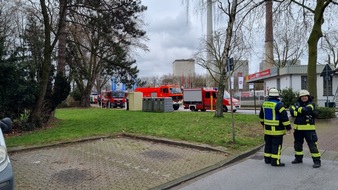 Feuerwehr Datteln: FW Datteln: Wohnungsbrand im Hochhaus stellt sich als verbranntes Essen heraus