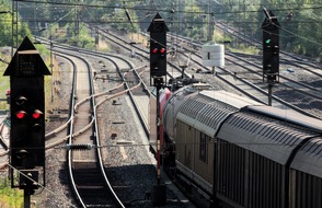 Die Deutsche Bahn stellt für Journalisten eine Auswahl an honorarfreien Pressebildern zur Verfügung (FOTO)