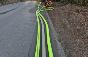 Feuerwehr Leichlingen: FW Leichlingen: Großbrand in Gewerbebetrieb und zwei weiteren Einsätze an einem Tag