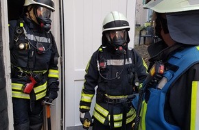 Feuerwehr Hattingen: FW-EN: Gemeldeter Gebäudebrand in der Hattinger Altstadt