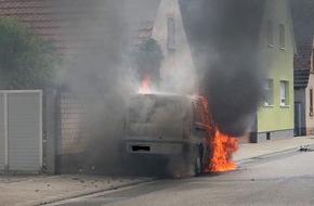 Polizeidirektion Landau: POL-PDLD: Altdorf - PKW-Brand