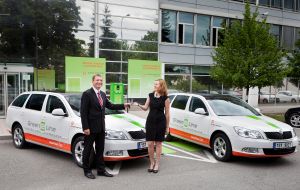 Skoda Auto Deutschland GmbH: Zwei SKODA Octavia Green E Line bei CEZ im Einsatz (BILD)