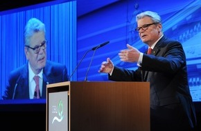 Deutsche Bundesstiftung Umwelt (DBU): "Ich weiß, wie viel in Bewegung kommen kann, wenn einige  losgehen und andere mitziehen" (BILD)