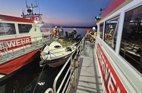 Feuerwehr Konstanz: FW Konstanz: Brennendes Motorboot auf dem Bodensee