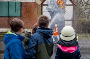 Feuerwehr Bremerhaven: FW Bremerhaven: Osterferienprogramm des Magistrats bei der Feuerwehr Bremerhaven