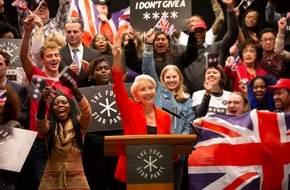 ZDFneo: Free-TV-Premiere: "Years and Years" in ZDFmediathek und ZDFneo / BBC-Serie mit Emma Thompson