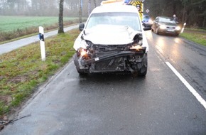 Polizeiinspektion Stade: POL-STD: Verkehrsunfall mit leichtverletzter Person in Fredenbeck - Polizei sucht Zeugen
