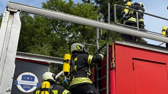 FW-AUR: Auricher Atemschutzgeräteträger absolvieren intensiven Fortbildungssonnabend