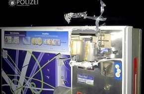 Polizeipräsidium Westpfalz: POL-PPWP: Zigarettenautomat aufgebrochen