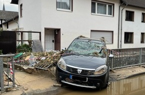 Feuerwehr Ratingen: FW Ratingen: Update - Kreis Mettmann entsendet Feuerwehrkräfte - Einsatz im Rahmen der Bezirksbereitschaft 4 der Bezirksregierung Düsseldorf im Flutgebiet