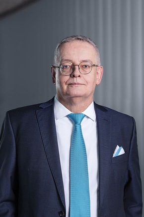 Wachstum in allen Unternehmen: uniVersa entwickelt sich kontinuierlich weiter