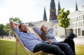 Oldenburg Tourismus und Marketing GmbH: Sommer in Oldenburg: gute Hotelangebote, Musik, Kultur und Shopping für den Kurz-Urlaub nach dem Lockdown