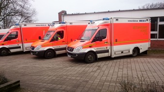 RKiSH: Größeres Notfallereignis (GröNo): Reizgasaustritt in Gettorfer Schule / 5 Patienten im Krankenhaus / Großaufgebot an Rettungskräften vor Ort