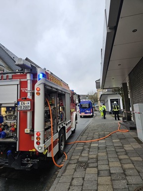 FW-EN: Verkehrsunfall Frankfurter Straße