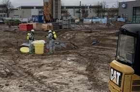 Feuerwehr Offenburg: FW-OG: Alte Reizstoffbehälter im Erdboden gefunden