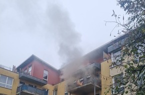 Feuerwehr und Rettungsdienst Bonn: FW-BN: Wohnungsbrand mit einer verletzten Person auf dem Brüser- Berg