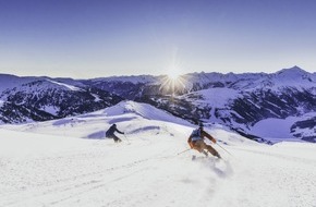 Zillertal Arena: Unverspurte Hänge und Pistenspaß bei Sonnenaufgang im größten Skigebiet des Zillertals