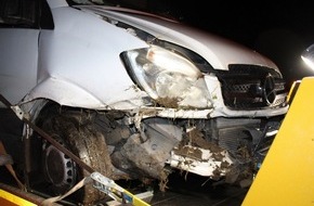 Polizei Minden-Lübbecke: POL-MI: Betrunkener Sprinterfahrer landet im Graben