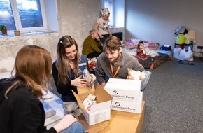 Samaritan's Purse e. V.: Ukraine: Hilfe f&uuml;r &uuml;ber 38.000 Fl&uuml;chtlinge / Samaritan's Purse leistet medizinische Versorgung und verteilt Lebensmittel