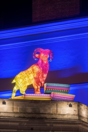 Frankreichs Kunstmetropole Nantes im Winter: Mit Regenzauber und Licht-Skulpturen durch die dunkle Jahreszeit