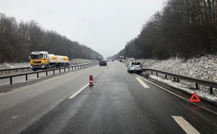 Polizeidirektion Landau: POL-PDLD: A65/AS LD-Süd - LKW übersehen