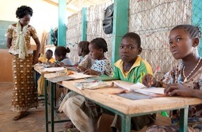 Enfants du Monde: GUTE NACHRICHTEN ANLÄSSLICH DES INTERNATIONALEN TAGES DER BILDUNG !