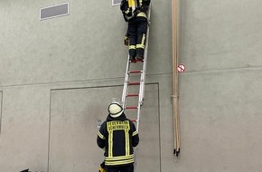 Feuerwehr Schermbeck: FW-Schermbeck: Verdächtiger Rauch in Schermbeck