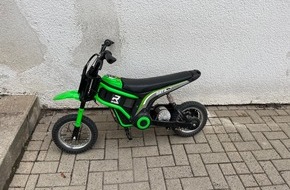 Kreispolizeibehörde Soest: POL-SO: Kinder fahren auf Motorrad - Foto
