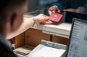 Bundespolizeiinspektion Erfurt: BPOLI EF: Dokumente gültig? Reisedokumente frühzeitig prüfen!